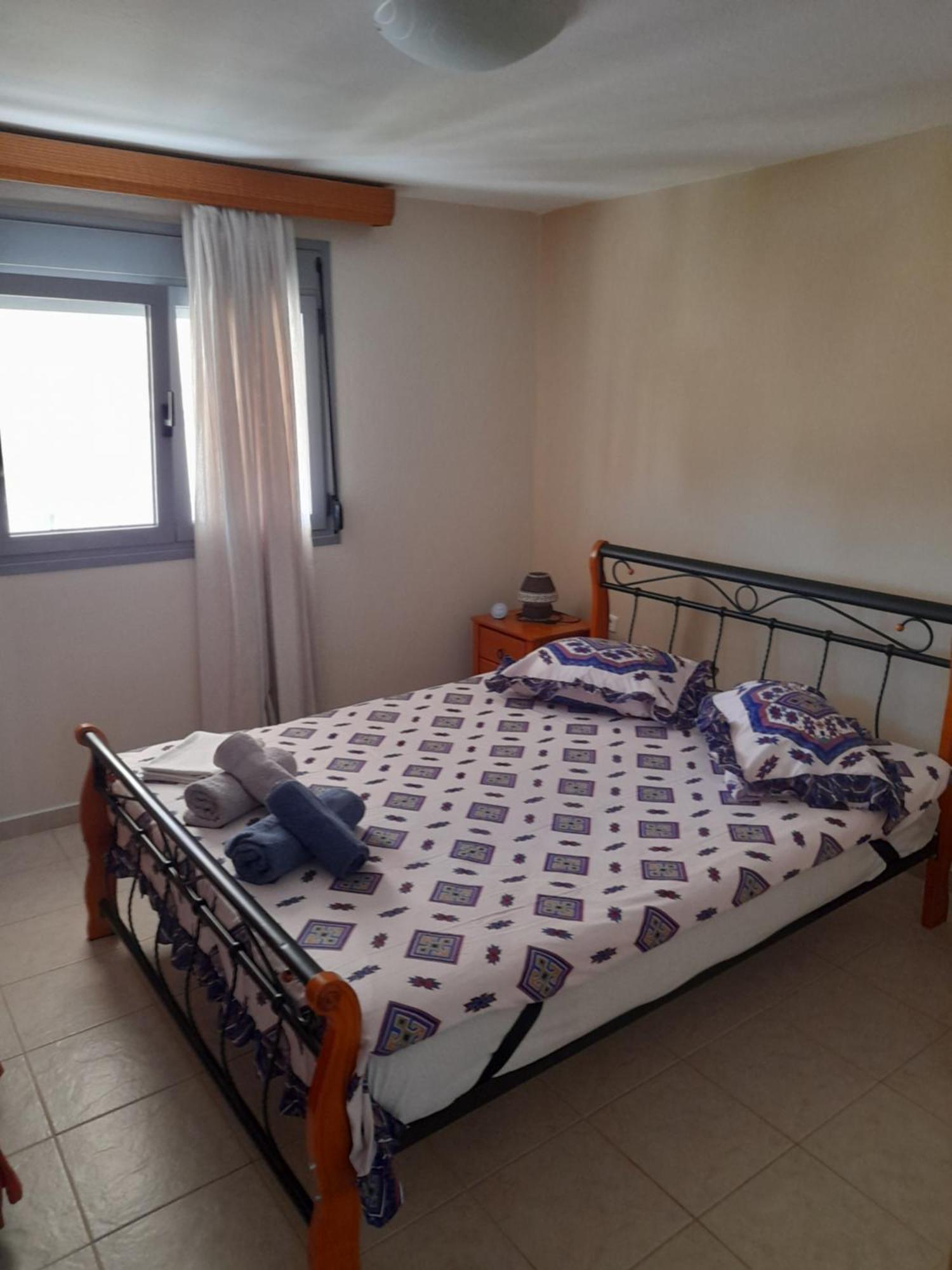 Dominikis Appartment เนอาเปรามอส ภายนอก รูปภาพ